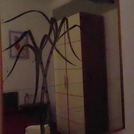 Vista Mare Sulla Pista Ciclabile * Санремо